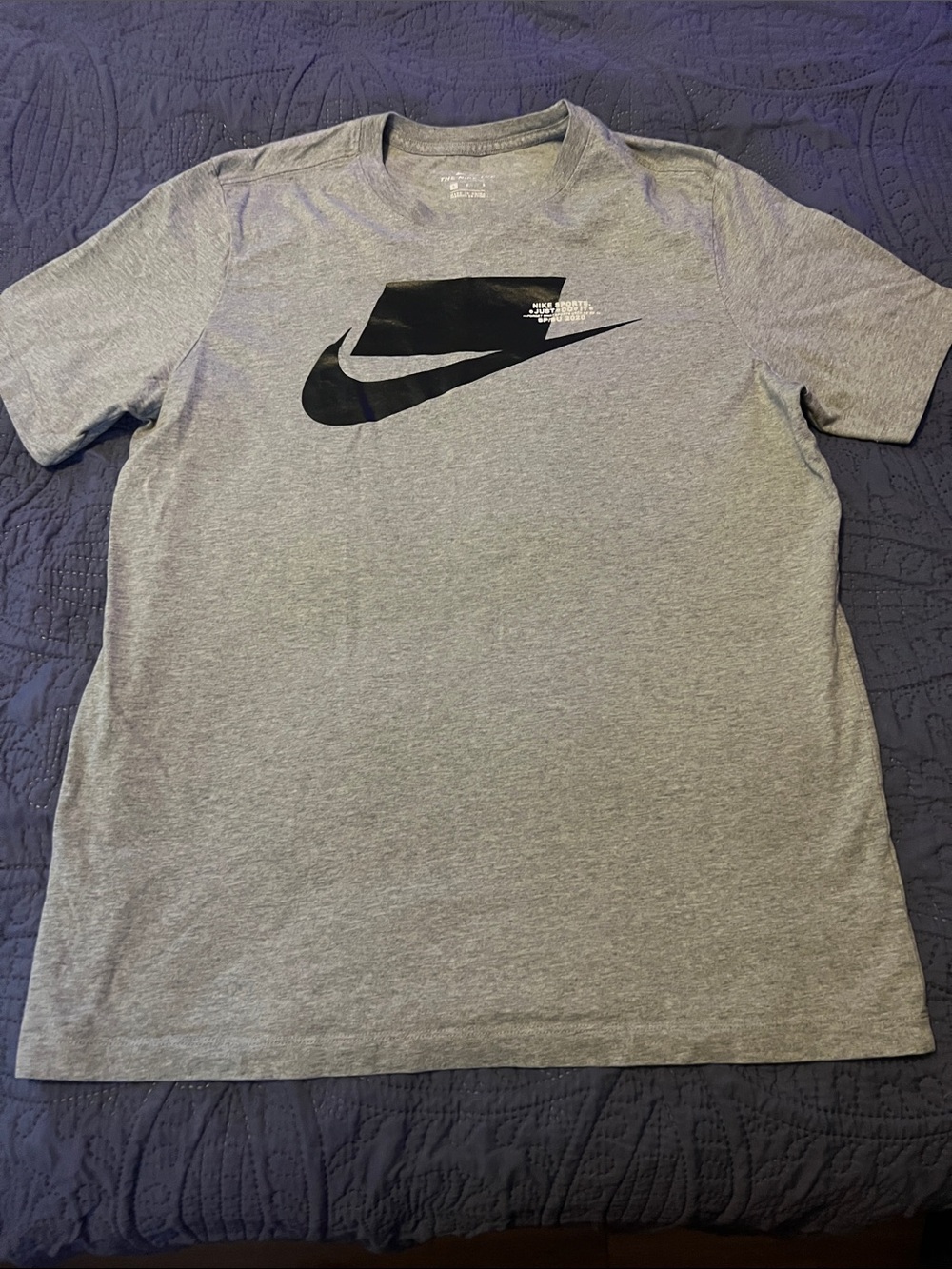 🔥Nike Grey Tee with Black Swoosh Logo